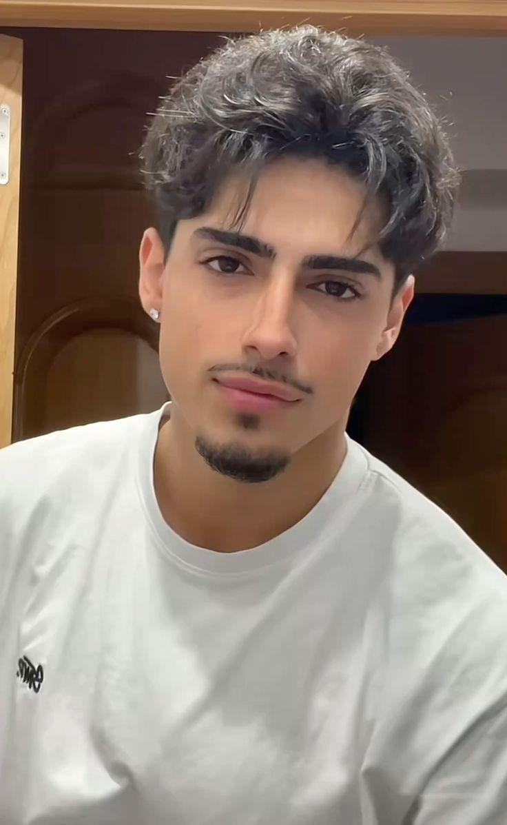 Ahmed Ahmed_1Nf3b